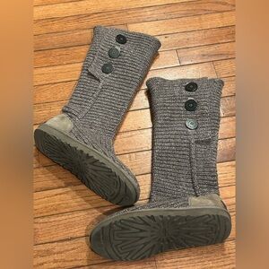 UGG Classic Cardy Boot In Gray, Size 9